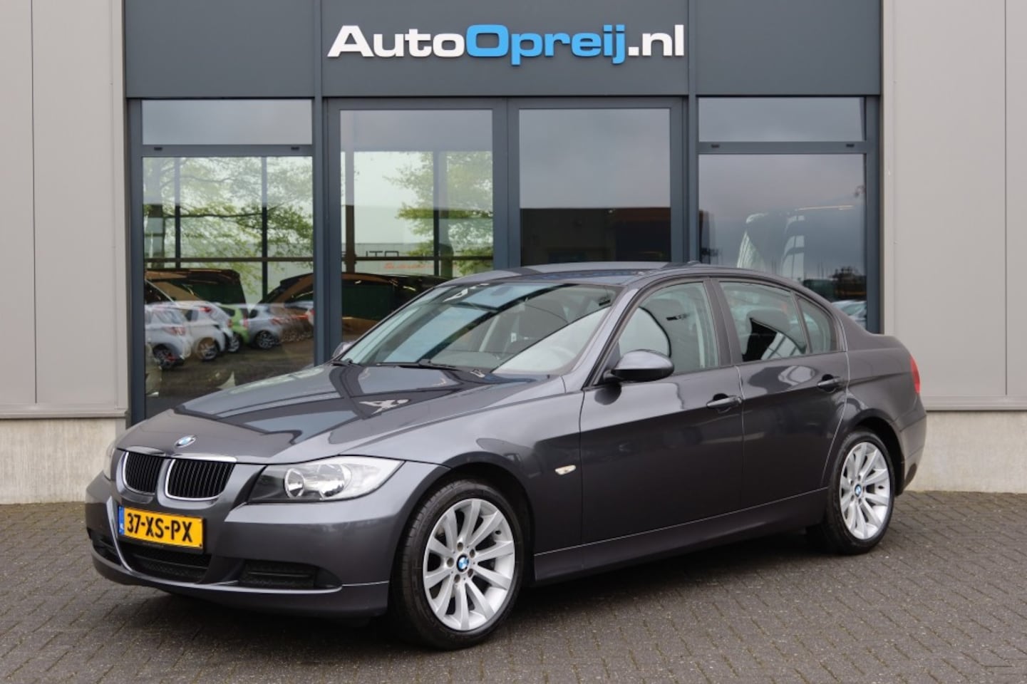 BMW 3-serie - 318i Business Line Clima, NAVI, Cruise - AutoWereld.nl