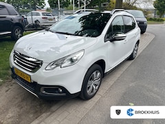 Peugeot 2008 - 1.2 PURETECH 110PK BLUE LEASE EXECUTIVE NAVI / CLIMA / PDC / 16''LMV / CRUISECONTROL / PAN
