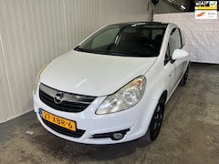 Opel Corsa - 1.2-16V Selection