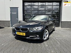 BMW 3-serie - 320i Executive automaat sportstoelen