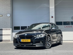 BMW 3-serie - 328i High Executive