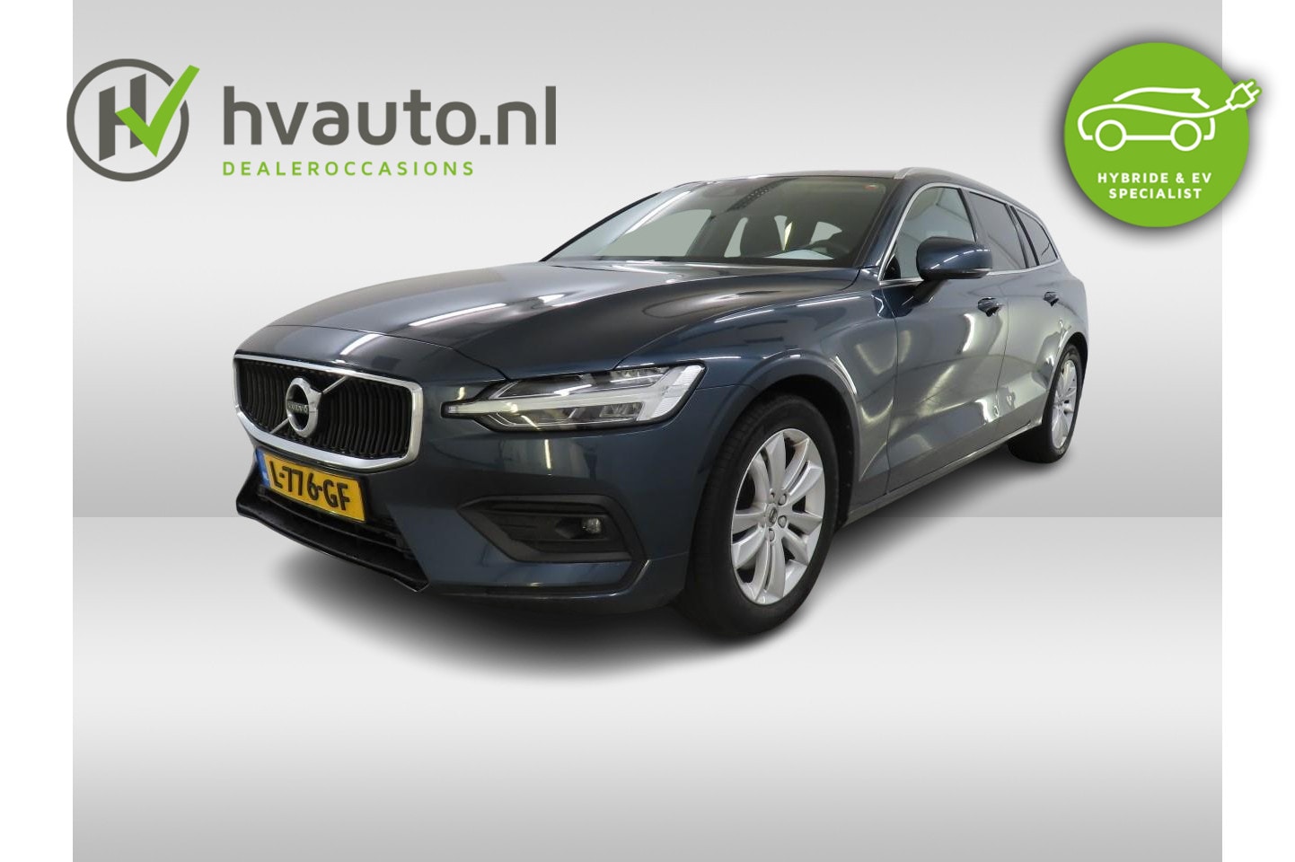 Volvo V60 - 2.0 B3 163PK BUSINESS PRO AUT8 | Navi | Standdachel | Climate Pro | Trekhaak - AutoWereld.nl