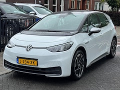 Volkswagen ID.3 - First 58 kWh 3-Fase *NAVI