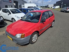 Toyota Starlet - 1.3-16V XLi GTSi