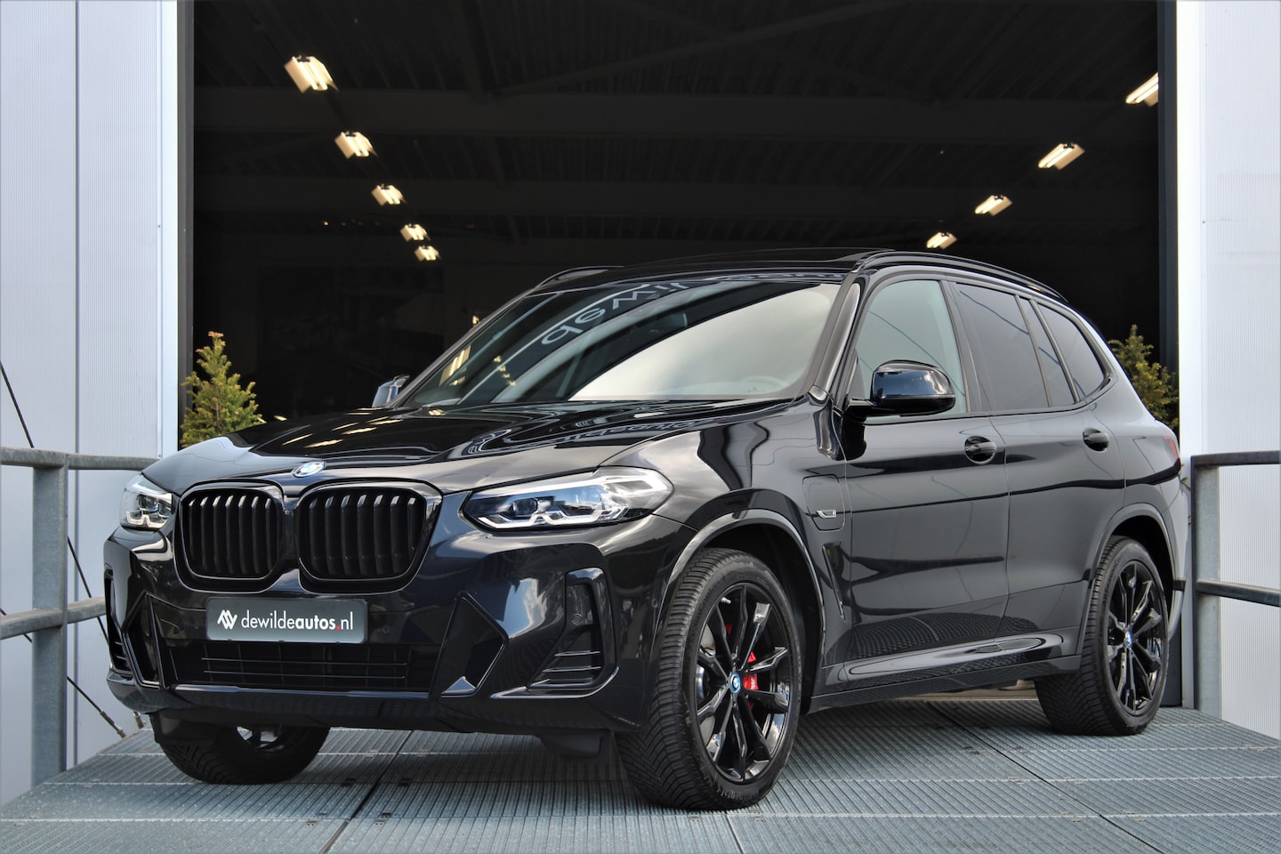 BMW X3 - xDrive30e M-sport 292pk Pano Carbon Memory Head-up Camera - AutoWereld.nl