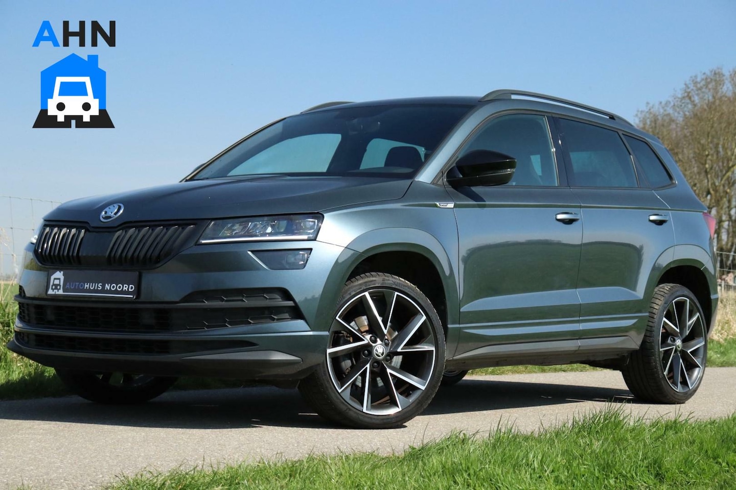 Skoda Karoq - 1.5 TSI / 150 PK / DSG / Sportline / Black Edition / Virtual Cockpit / Camera / Cruise Con - AutoWereld.nl