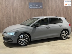 Volkswagen Golf - 1.5 eTSI Style 2020 DSG IQ-LIGHTS NAVI CRUISE CAR-PLAY