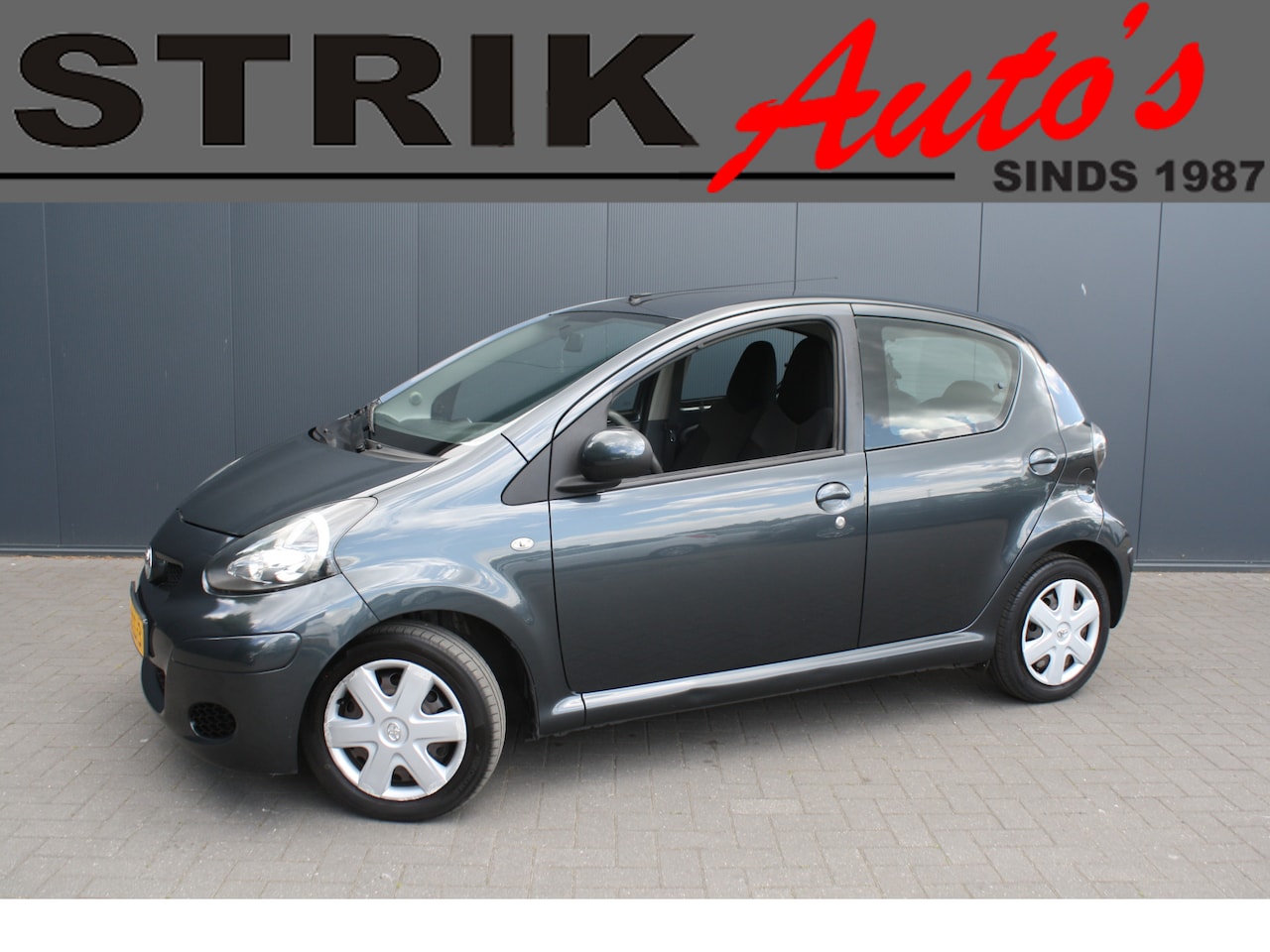 Toyota Aygo - 1.0-12V Comfort AUTOMAAT - 5-DEURS - AutoWereld.nl