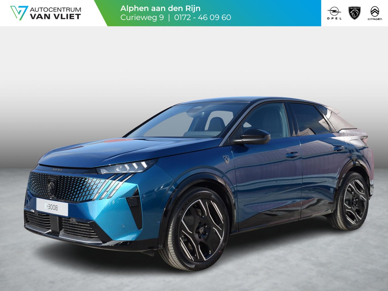 Peugeot e-3008 - GT Avantage 73 kWh WARMTEPOMP | 360 CAMERA MET SENSOREN | NAVIGATIE / CARPLAY | UIT VOORRA - AutoWereld.nl