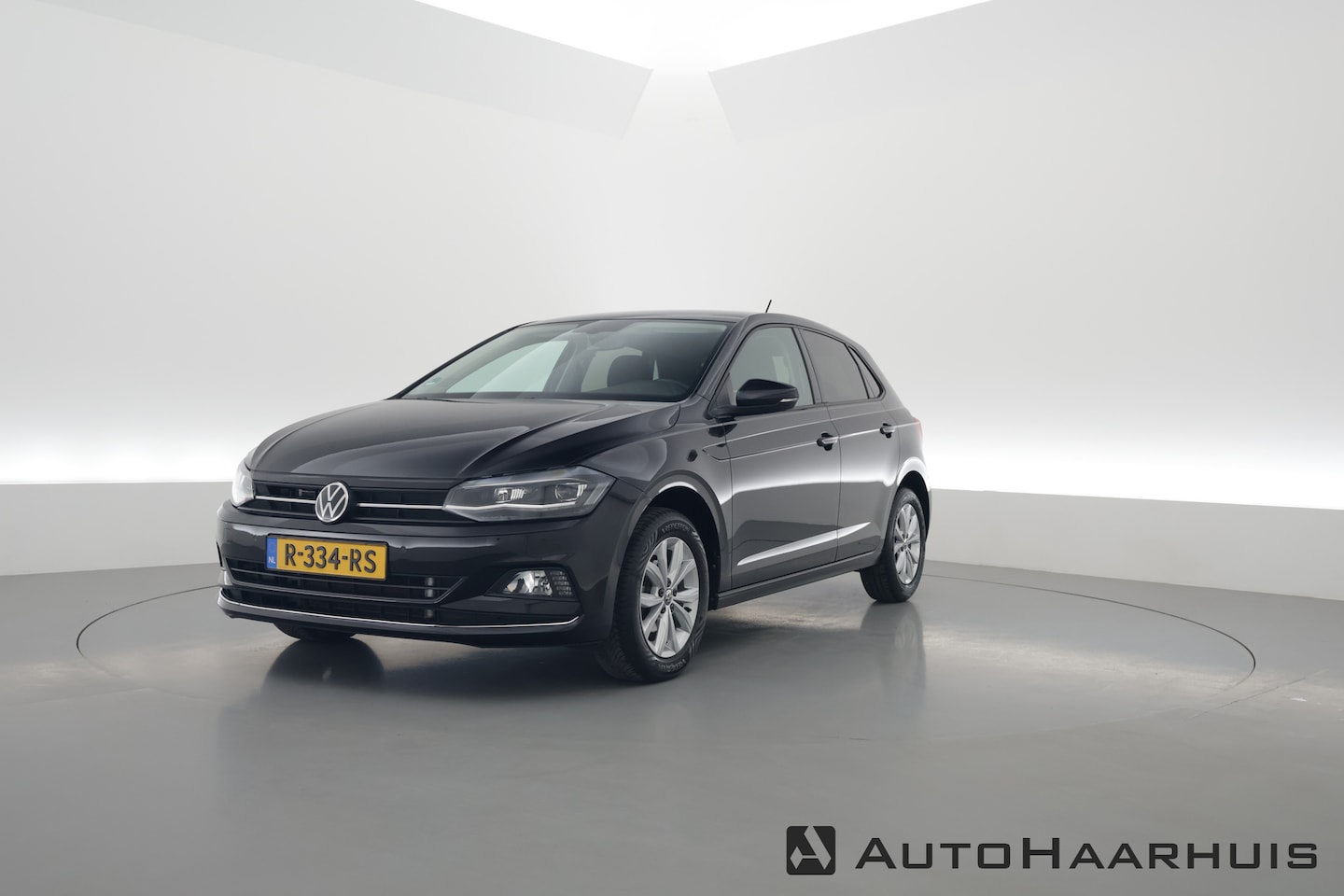 Volkswagen Polo - 1.0 TSI | Adapt. Cruise | Stoelverw. | LED | Navi | All Season - AutoWereld.nl