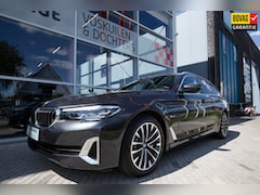 BMW 5-serie Touring - 530e Luxury Line| PHEV | Luxe lederen sportzetels | Automatische Trekhaak