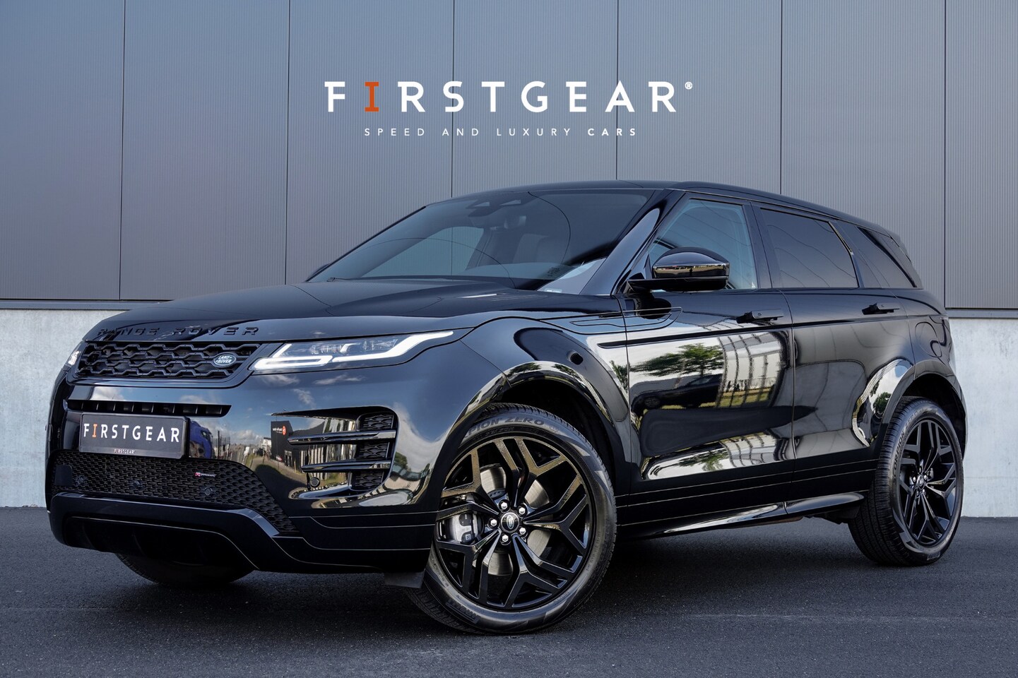 Land Rover Range Rover Evoque - 1.5 P300e PHEV AWD S *Meridian / Panorama / Memory / ACC / Keyless* - AutoWereld.nl