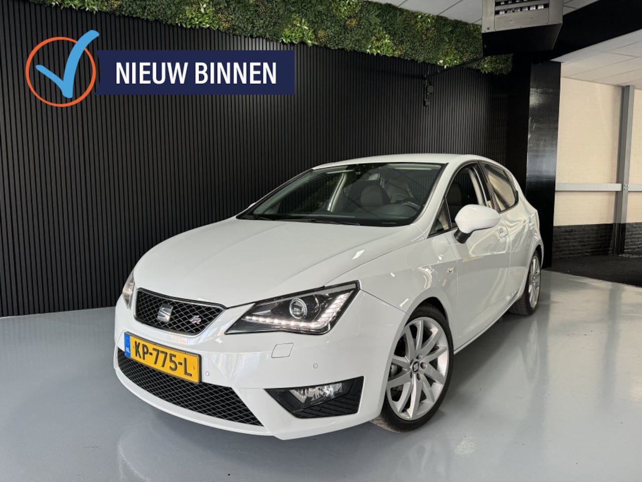 Seat Ibiza - 1.0 TSI FR Cruise Navi CarPlay Led Nap - AutoWereld.nl