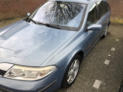 Renault Laguna Grand Tour - 1.8-16V Expression Hands free