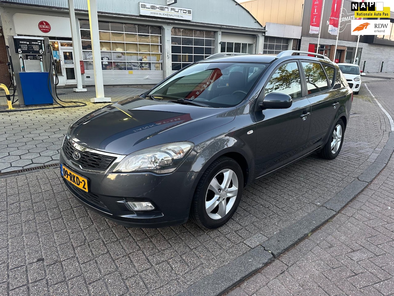 Kia Cee'd Sporty Wagon - 1.4 CVVT Seven 1.4 CVVT Seven - AutoWereld.nl