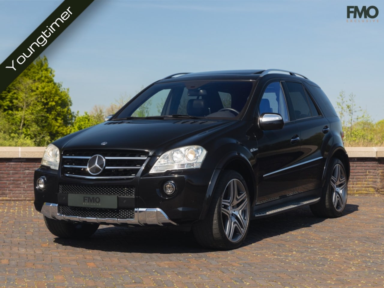 Mercedes-Benz M-klasse - AMG 63 Facelift | Youngtimer | Full Option | Swiss Spec - AutoWereld.nl