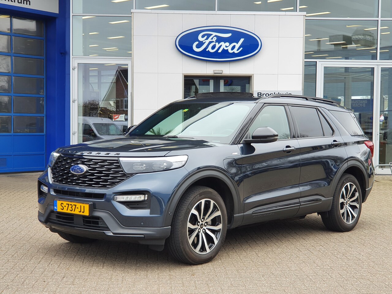Ford Explorer - 3.0 V6 PHEV ST-Line | NL-Auto | Afn. Trekhaak 7-Persoons | Elektrisch glazen panorama-dak - AutoWereld.nl