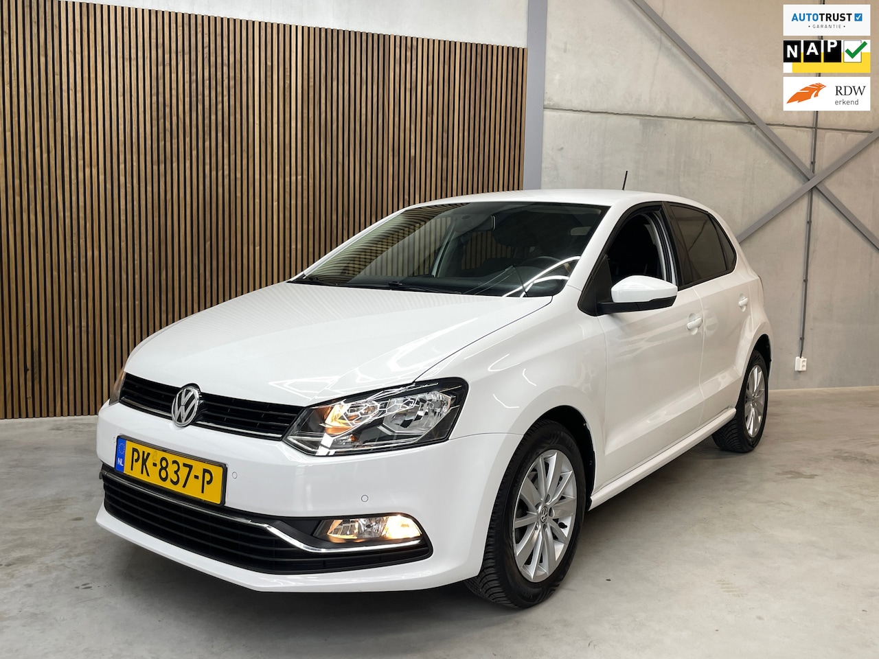 Volkswagen Polo - 1.2 TSI Comfortline Business R AUTOMAAT - AutoWereld.nl