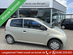 Daihatsu Cuore - 1.0-12V Tokyo, automaat, stuurbekrachtiging, electrische ramen en spiegels