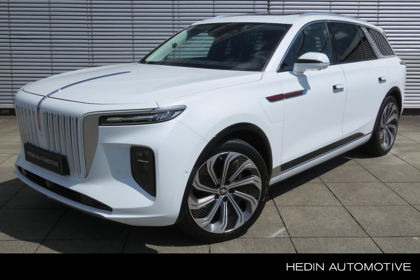 Hongqi E-HS9 - President 120 kWh Long Range | 22' velgen | Luchtvering | Massagestoelen | Sfeerverlichtin - AutoWereld.nl
