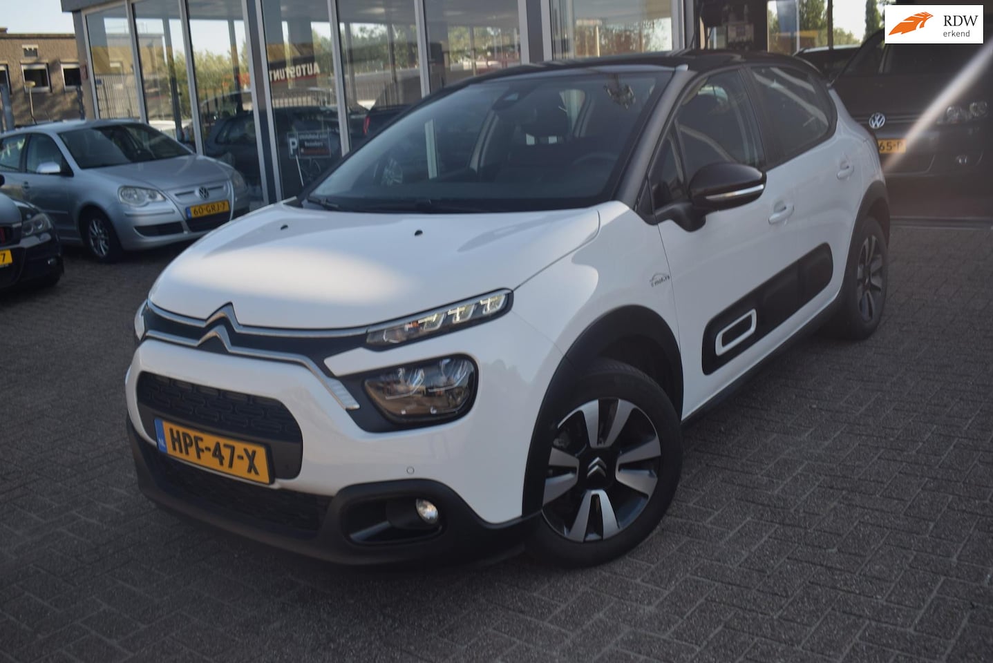 Citroën C3 - 1.2 PureTech Business | LED VERLICHTING |CARPLAY|CLIMATE CONTROL | CRUISE CONTROL |NAVIGAT - AutoWereld.nl