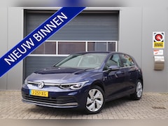 Volkswagen Golf - 1.5 eTSI Style Automaat