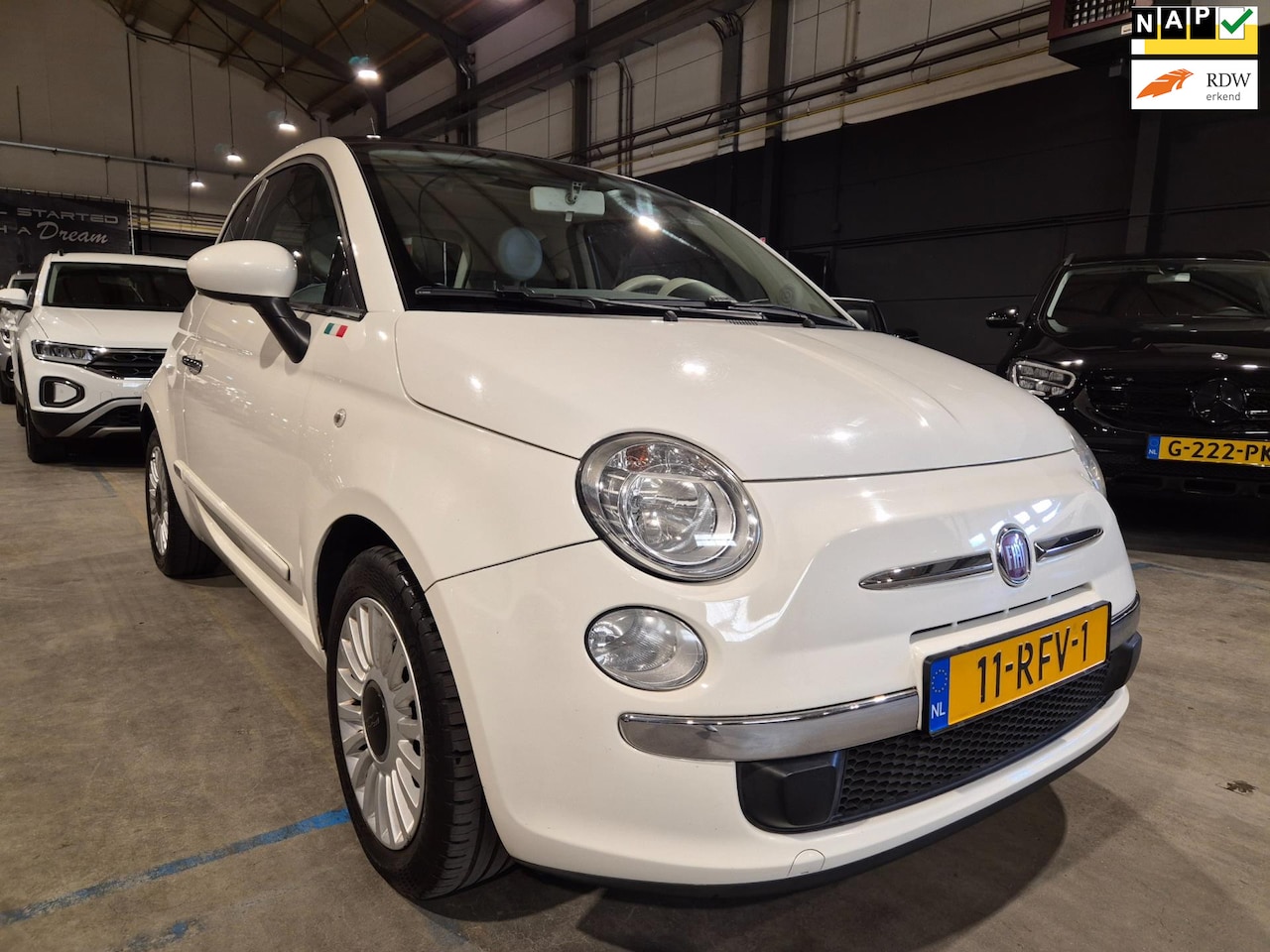 Fiat 500 - 1.2 Lounge - Automaat - Panoramadak - Airco - NL Auto - AutoWereld.nl