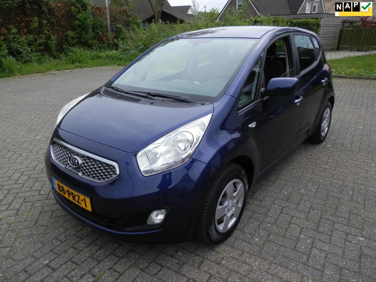 Kia Venga - 1.4 CVVT Seven airco navi geen riem maar ketting - AutoWereld.nl
