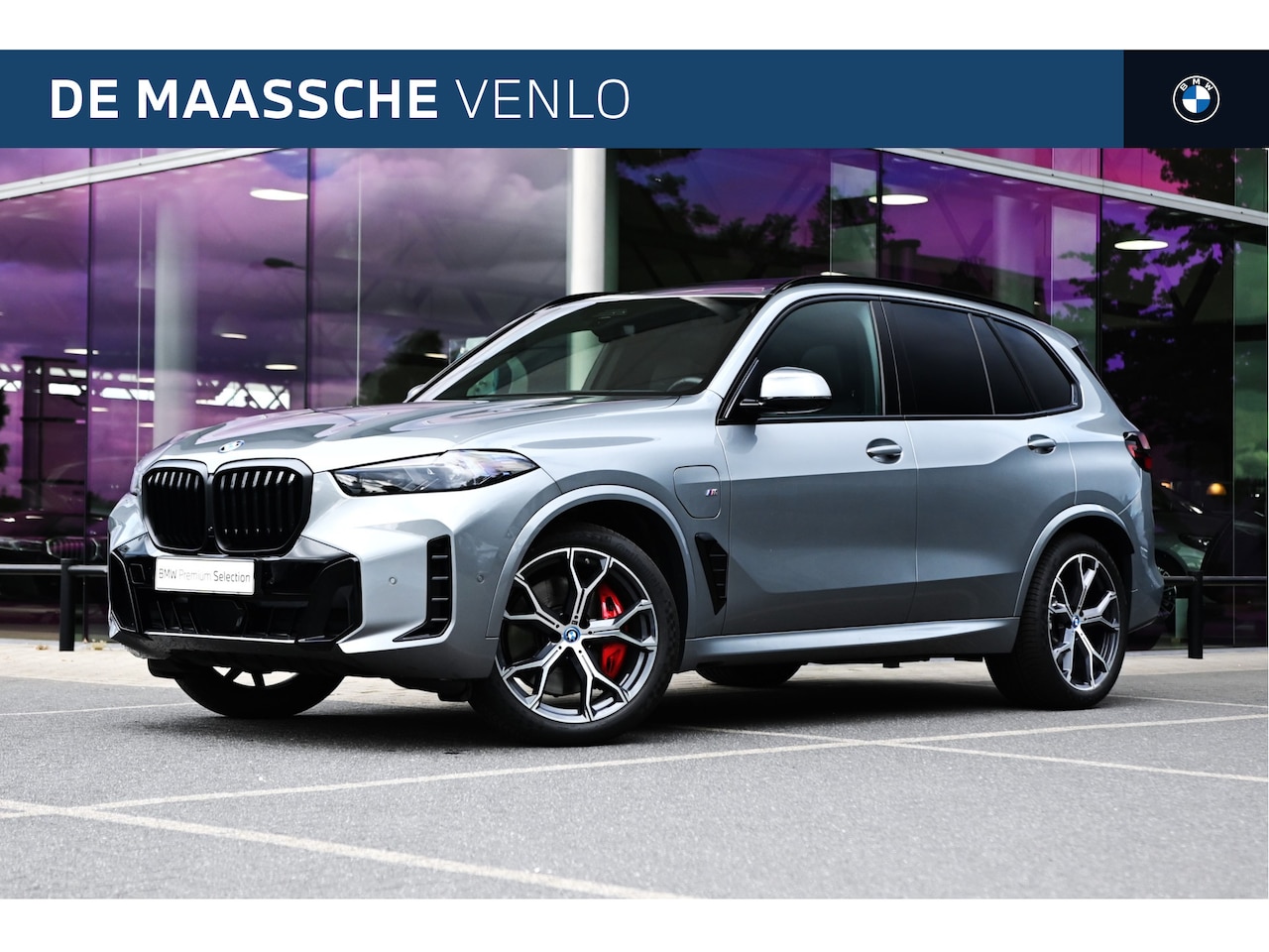 BMW X5 - xDrive50e High Executive M Sport Automaat / Panoramadak / Trekhaak / Adaptief onderstel / - AutoWereld.nl