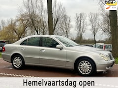 Mercedes-Benz E-klasse - 200 K. Elegance AUTOMAATCLIMANETJESKOOPJE