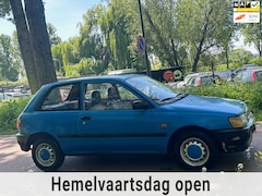 Toyota Starlet - 1.3i APKZUINIGAUTOMAAT