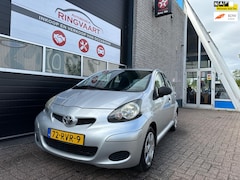 Toyota Aygo - 1.0-12V Now Dealer Onderhouden