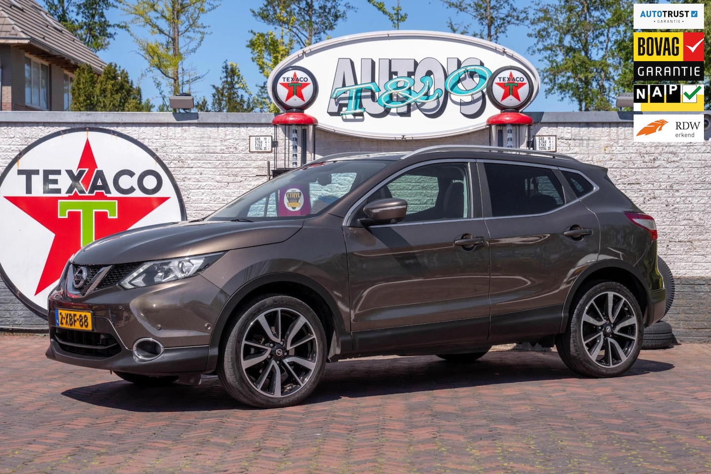 Nissan Qashqai - 1.2 Tekna 38.600 km + NAP - AutoWereld.nl