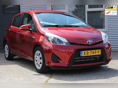 Toyota Yaris - 1.5 Full Hybrid Aspiration 5-deurs automaat, zuinig, cruise-control, boekjes, nieuwe apk,