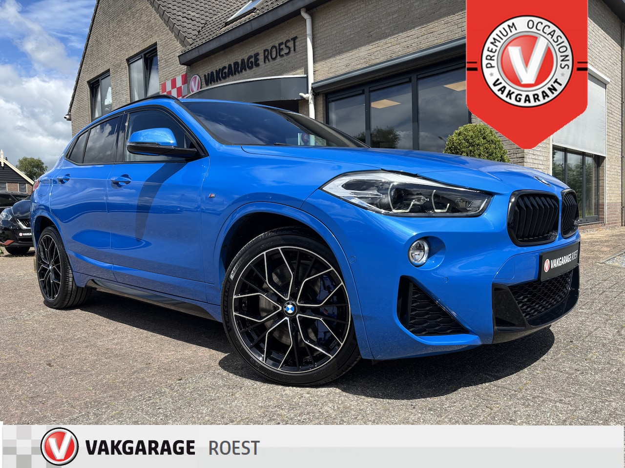 BMW X2 - sDrive20i Exec. Edition M-Pakket Automaat Panoramadak / Sport-int. / Camera - AutoWereld.nl