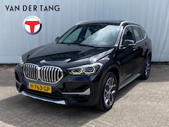 BMW X1 - sDrive20i VDL Nedcar Edit. Pano / Leder/Sport