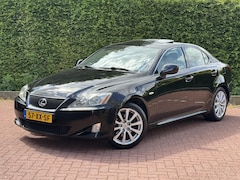 Lexus IS - 250 Luxury Stoelkoeling Dakraam NAP Youngtimer