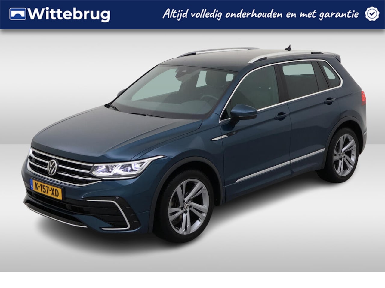 Volkswagen Tiguan - 1.5 TSI R-Line Business+ / IQ Light / Zwenkbare trekhaak / Elect. Achterklep / 20 Inch / V - AutoWereld.nl