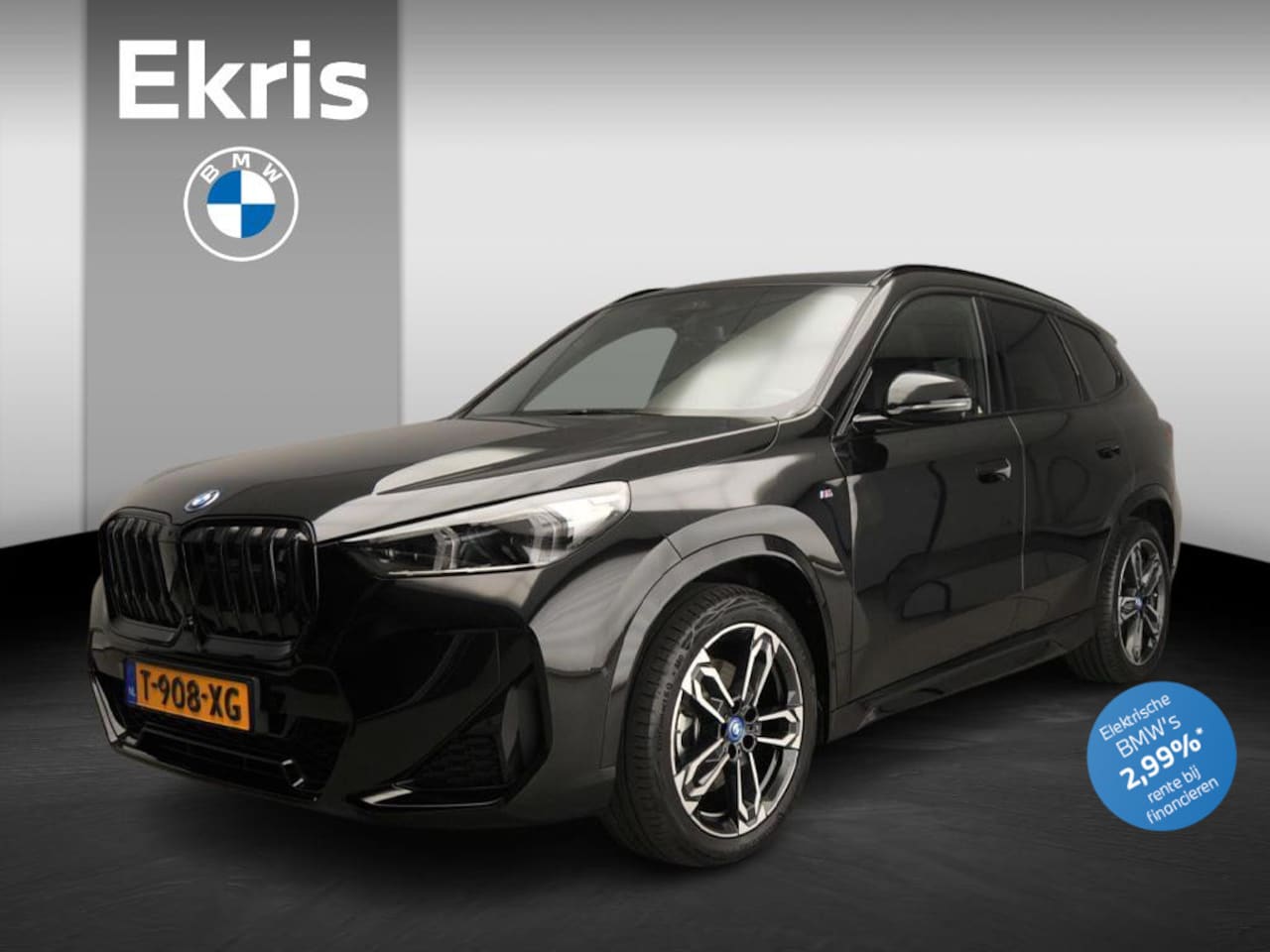 BMW iX1 - xDrive30 | M-Sportpakket | LED | Leder | HUD | Schuifdak | Trekhaak | Elektr. zetels | DAB - AutoWereld.nl