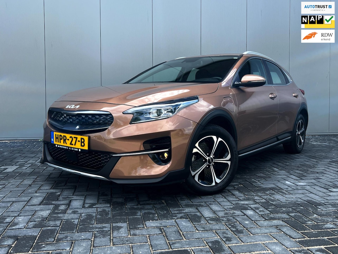 Kia XCeed - 1.6 GDi PHEV DynamicPlusLine lane dep_Cam_stuurverw - AutoWereld.nl