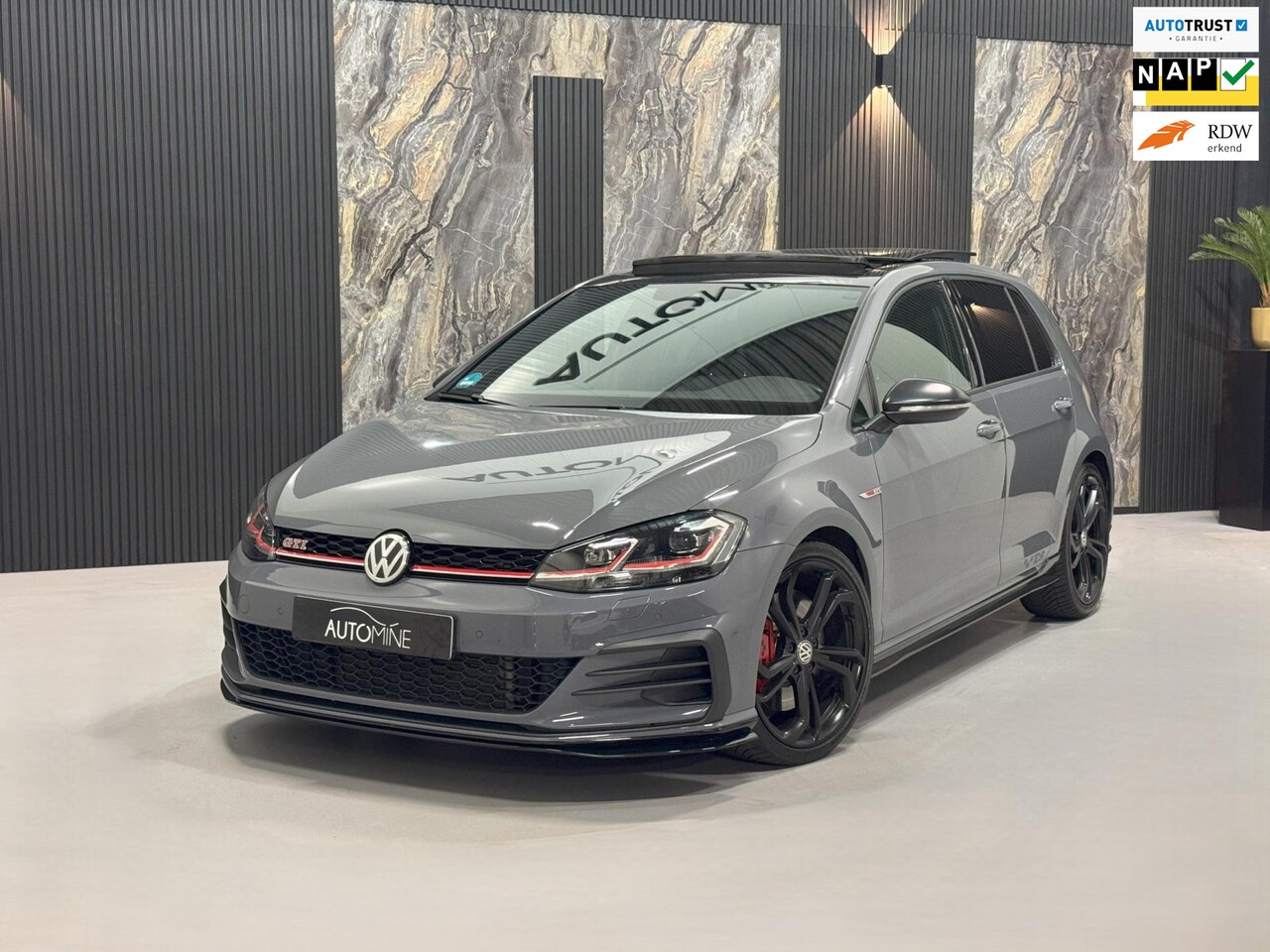Volkswagen Golf - 2.0 TSI GTI TCR|PANO|AKRAPOVIC|VIRTUAL|LEDER - AutoWereld.nl