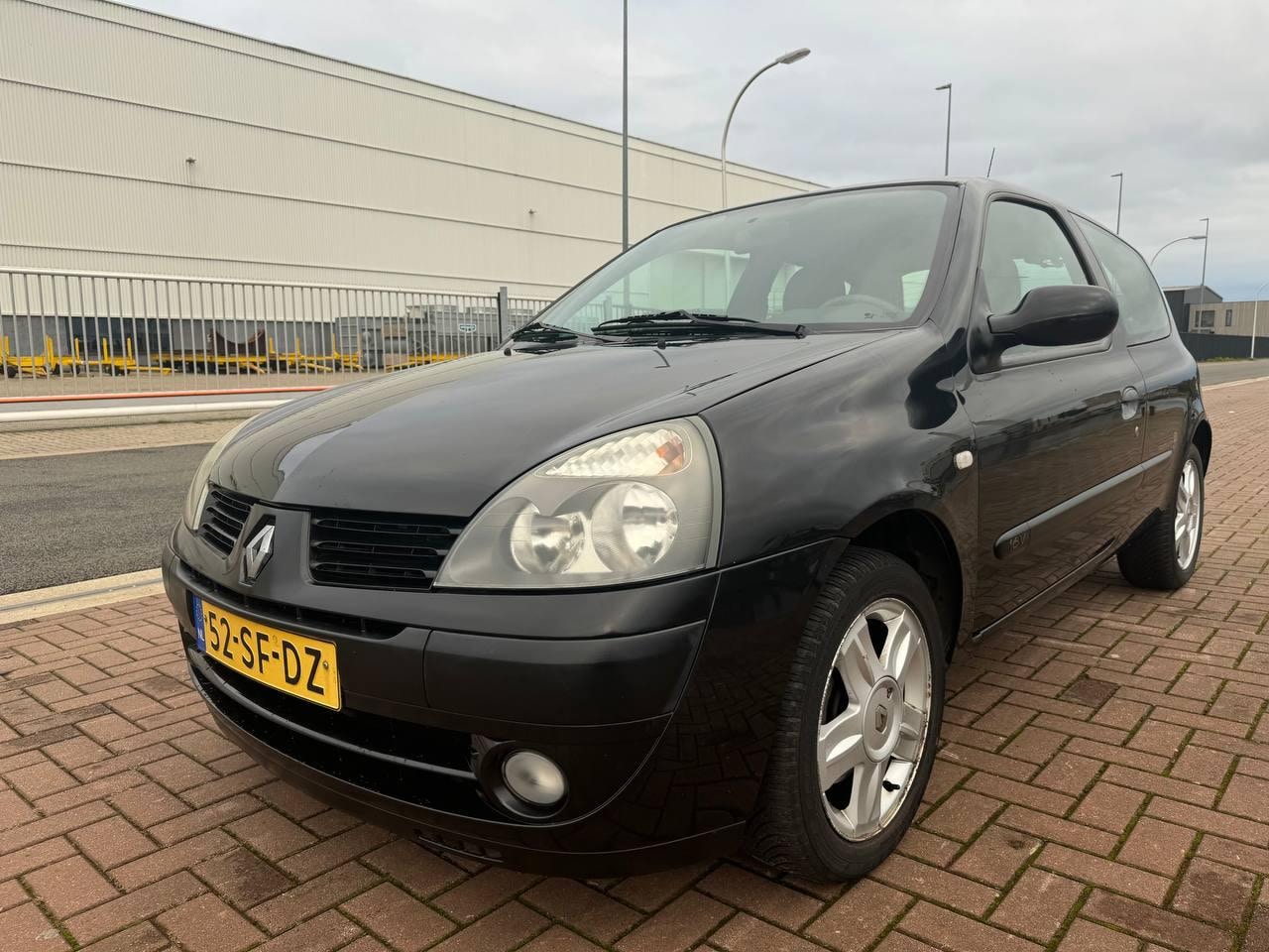 Renault Clio - 1.2-16V /1e eigenaar/Airco/St.bkr/Nieuwe APK - AutoWereld.nl