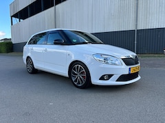 Skoda Fabia Combi - 1.4 TSI RS 180PK/Camera/Stoelverwarming/Navi/Bluetooth