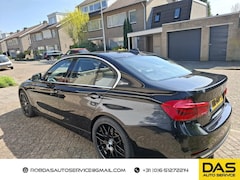 BMW 3-serie - 330e Luxury