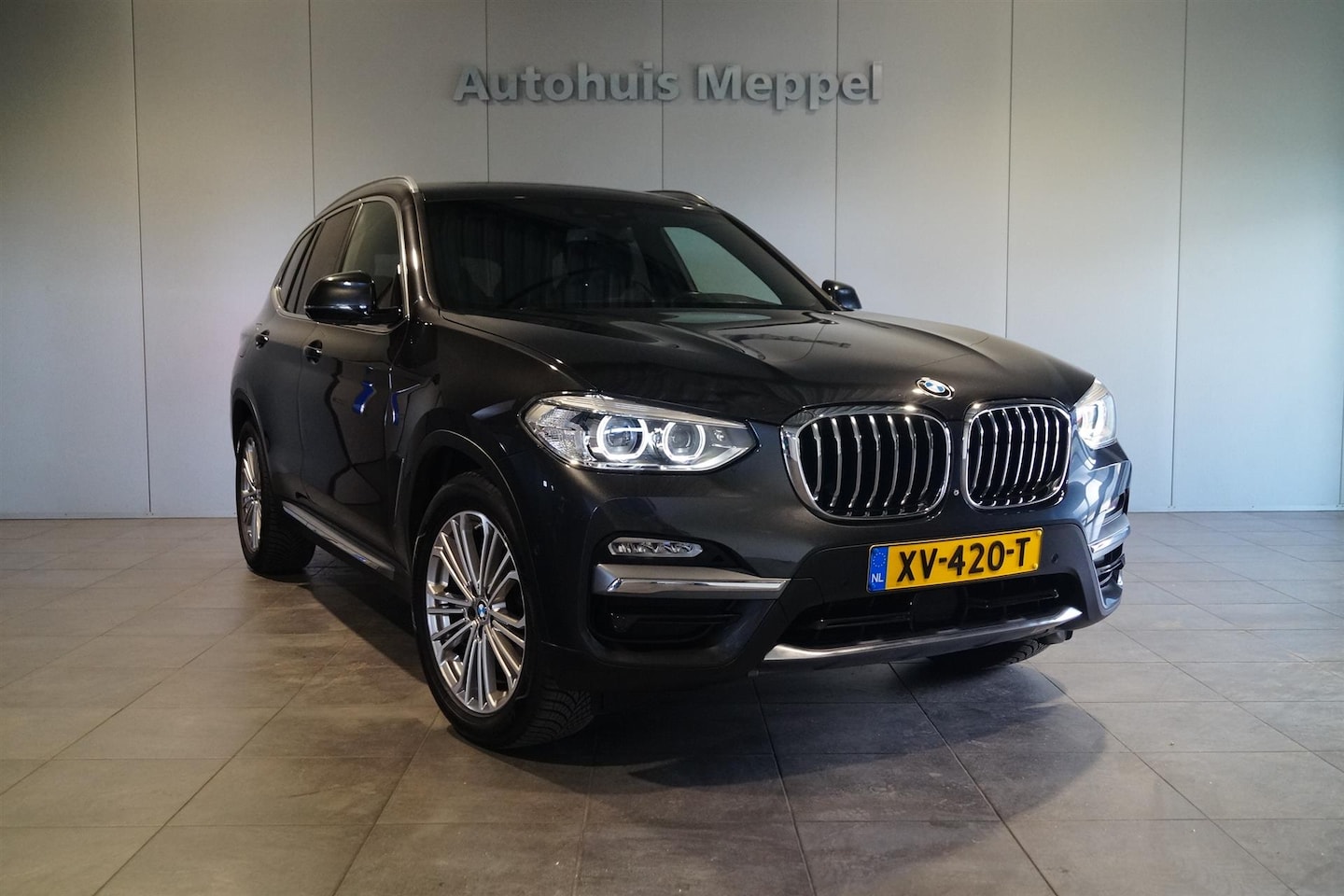 BMW X3 - Xdrive20i Luxury Line | LED | Head-Up Display | 360 Camera | M -Leerstuurwiel | - AutoWereld.nl