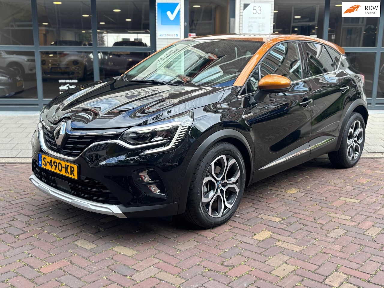 Renault Captur - 1.6 E-Tech Plug-in Hybrid 160 Intens | AUT | AIRCO | LED | NAVIGATIE | CAMERA | BLUETOOTH - AutoWereld.nl