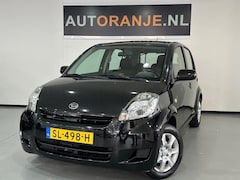 Daihatsu Sirion 2 - 1.3-16V Comfort-Airco-Nieuwe APK