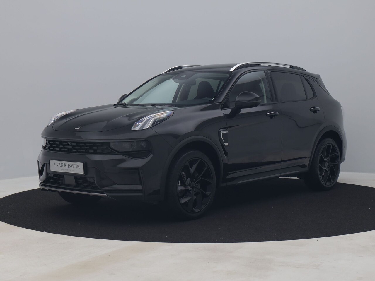 Lynk & Co 01 - 1.5 Plug-in Hybrid | 360° | BLACK | VOL LEDER - AutoWereld.nl
