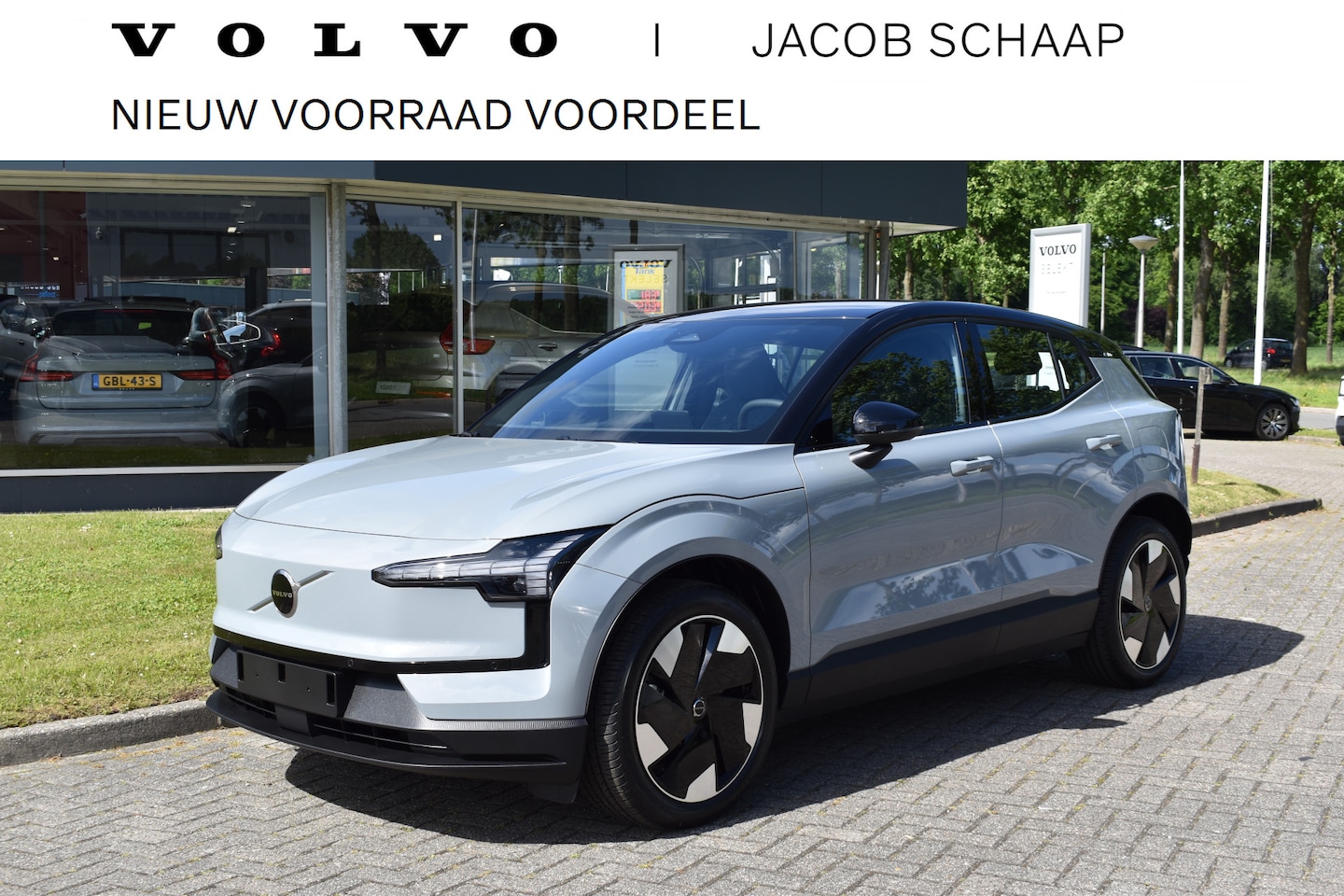 Volvo EX30 - Single Motor Extended Range Plus 69 kWh EV Subsidie | H&K | Climate | Blis | ACC | Camera - AutoWereld.nl