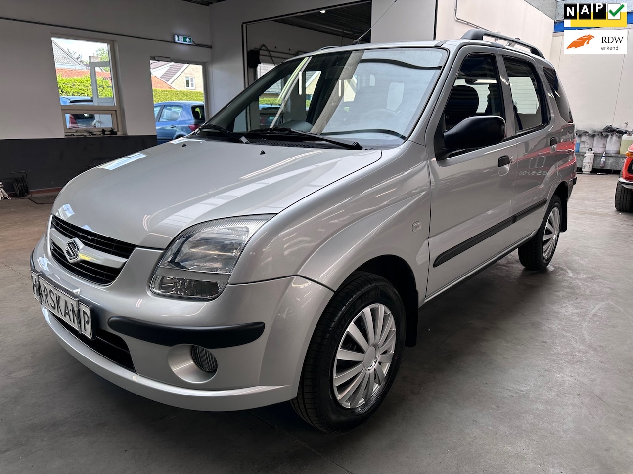 Suzuki Ignis - 1.5-16V GLS AIRCO - AutoWereld.nl
